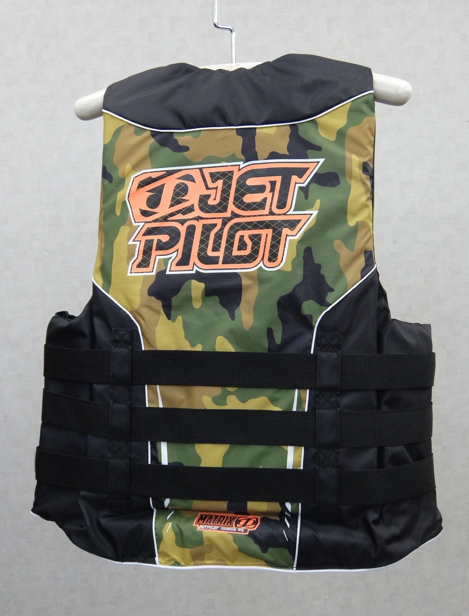 JETPILOT ライフジャケット　黒カモフラ　Mサイズ　T4 JETPILOT ライフジャケット 黒カモフラ Mサイズ T4 JETPILOT